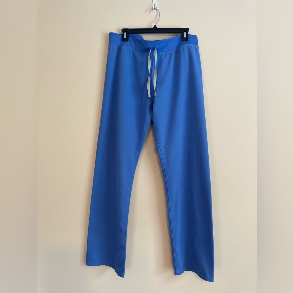Women’s Figs scrub pants, Cecil blue. Size Large tall.